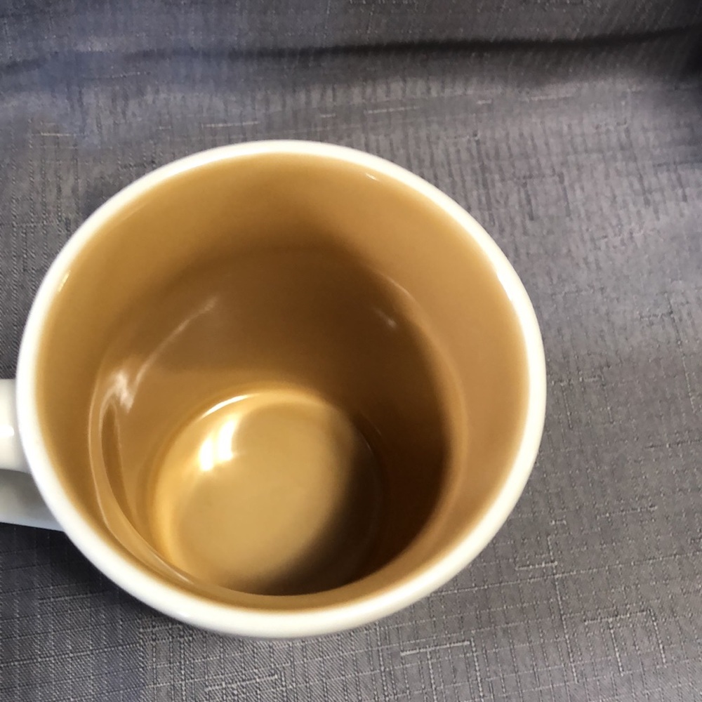 ⭐️TIM HORTONS⭐️Limited Edition Collector Mug. - Picture 4 of 4